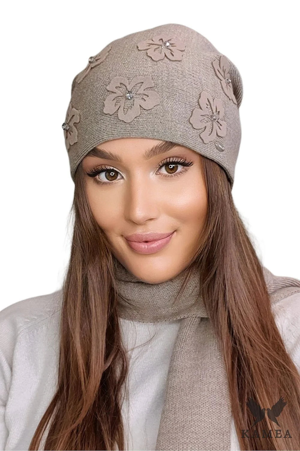 bonnet slouch femme maille fine mérinos laine taupe beige foncé floral relief perles strass confortable élégant