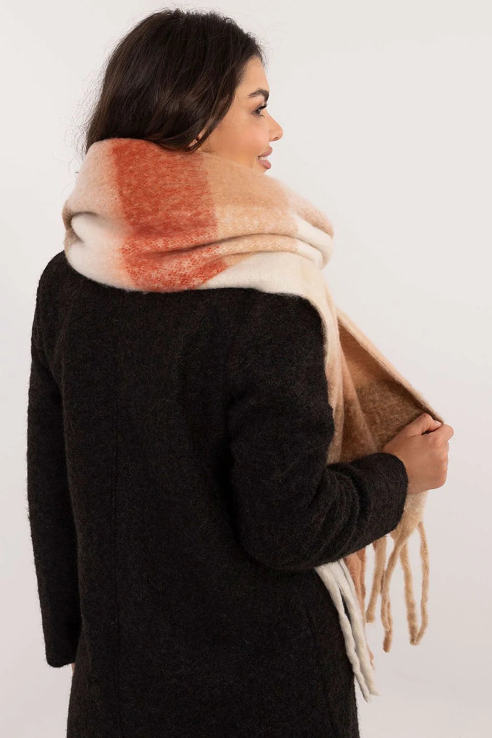 Écharpe pour femme en laine mohair classique moderne franges longues beige brun crème automne hiver