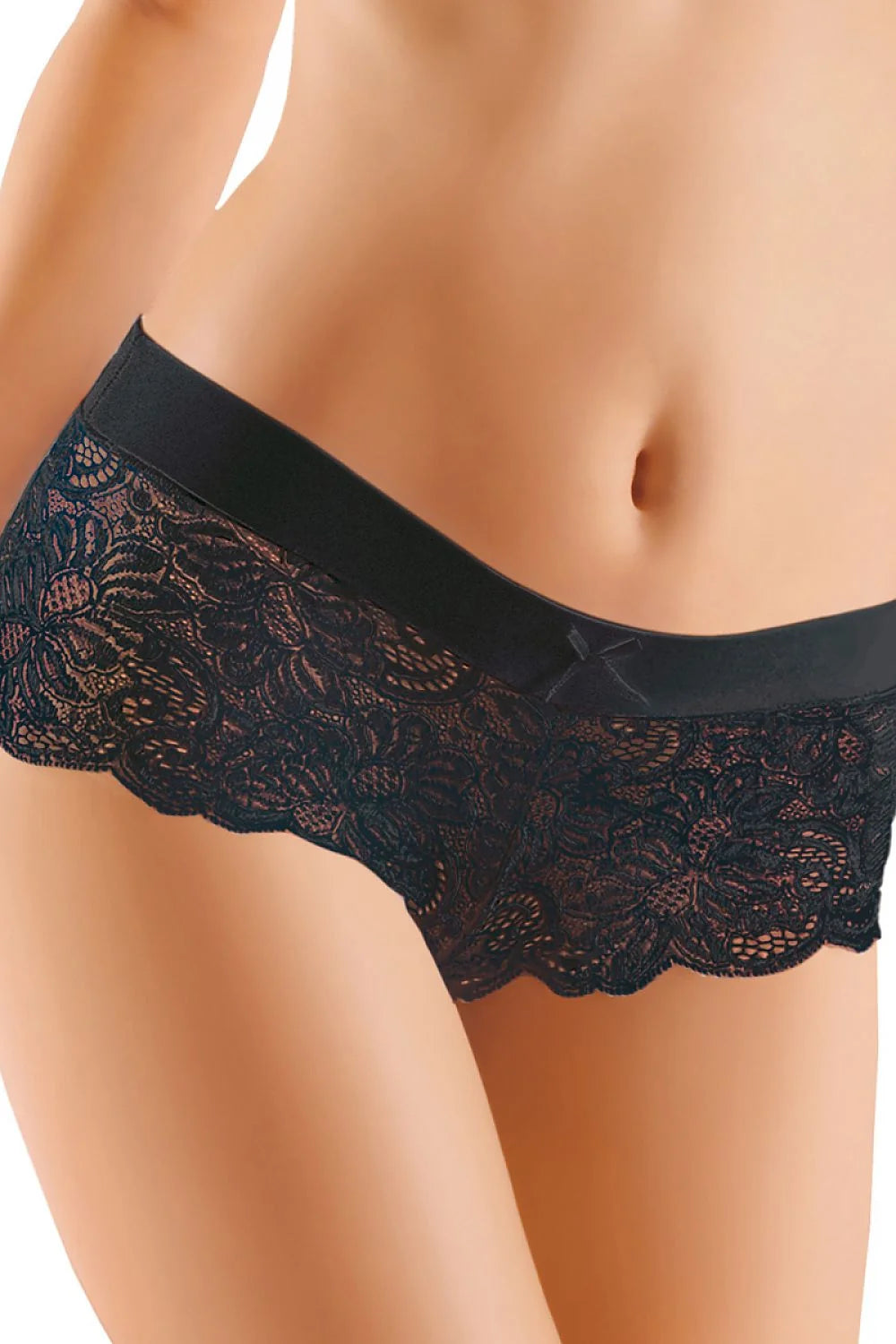 Shorty dentelle noire sexy élégant avec motifs floraux brodés pour sublimer vos courbes féminines