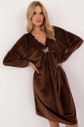 Robe élégante pour femme velours marron profond encolure V manches longues coupe ample occasions quotidiennes