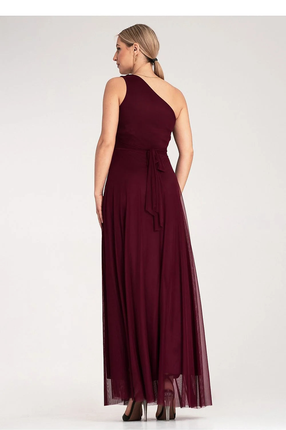robe soirée longue asymétrique épaule dénudée bretelle large bustier drapé froncé taille empire ceinture jupe évasée fluide tulle bordeaux