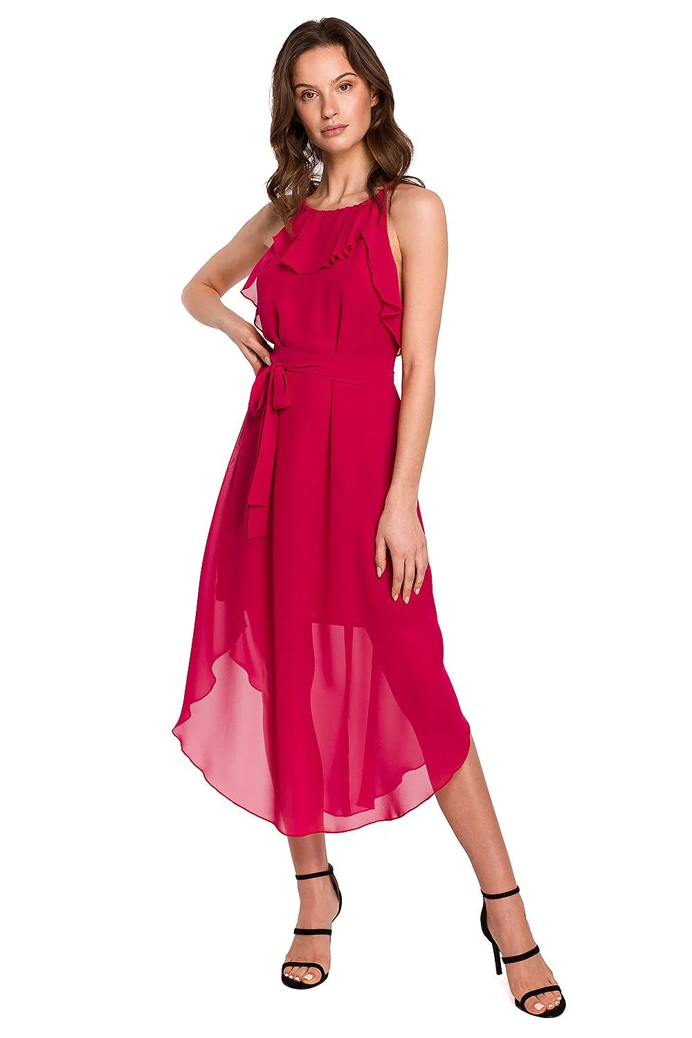 robe soirée midi fuchsia mousseline légère encolure halter volants délicats épaules dénudées taille cintrée ceinture nouée jupe asymétrique fluide élégante