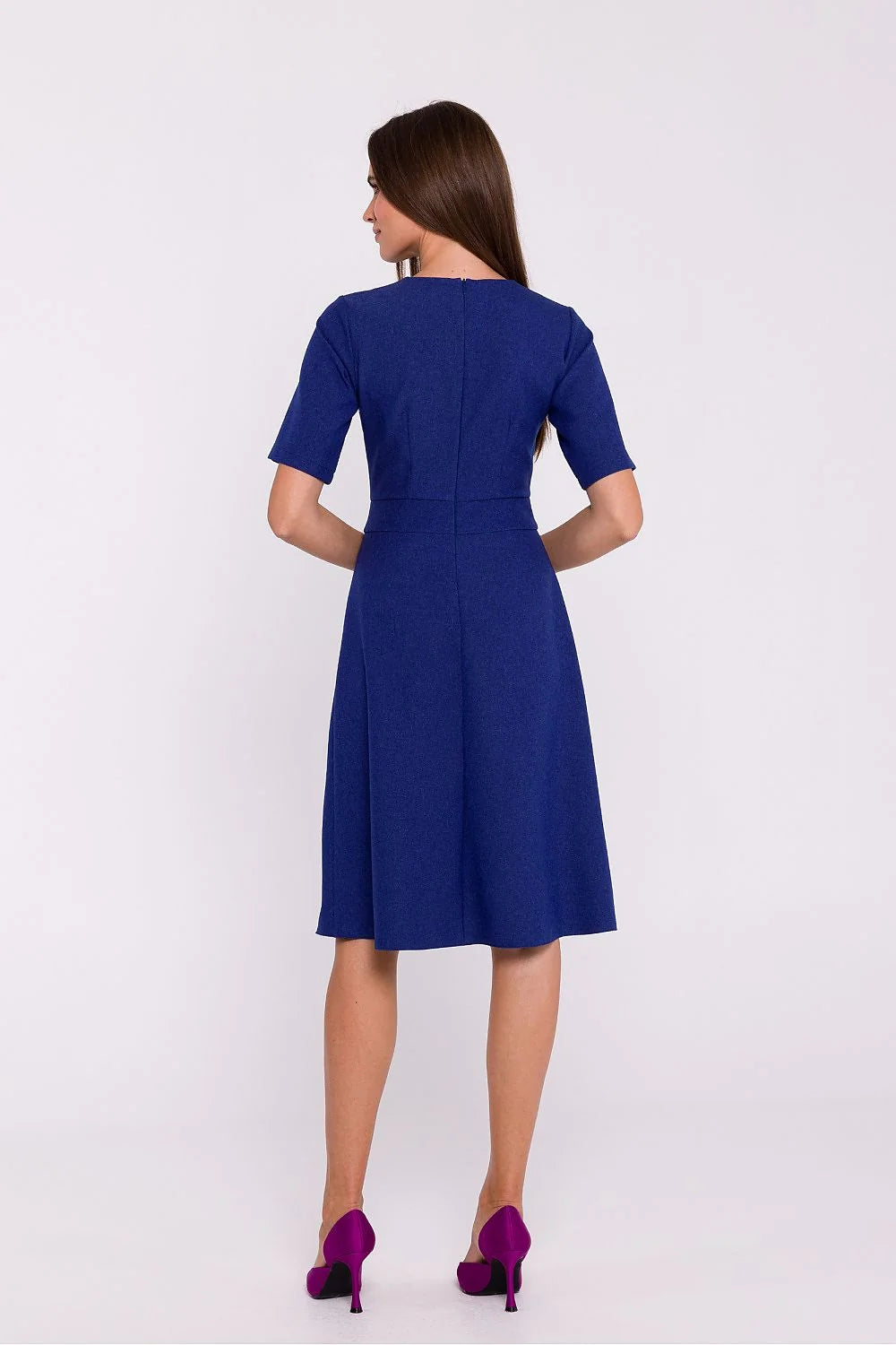 Robe de jour élégante en bleu marine A-ligne manches courtes dos zipé taille ajustable femme