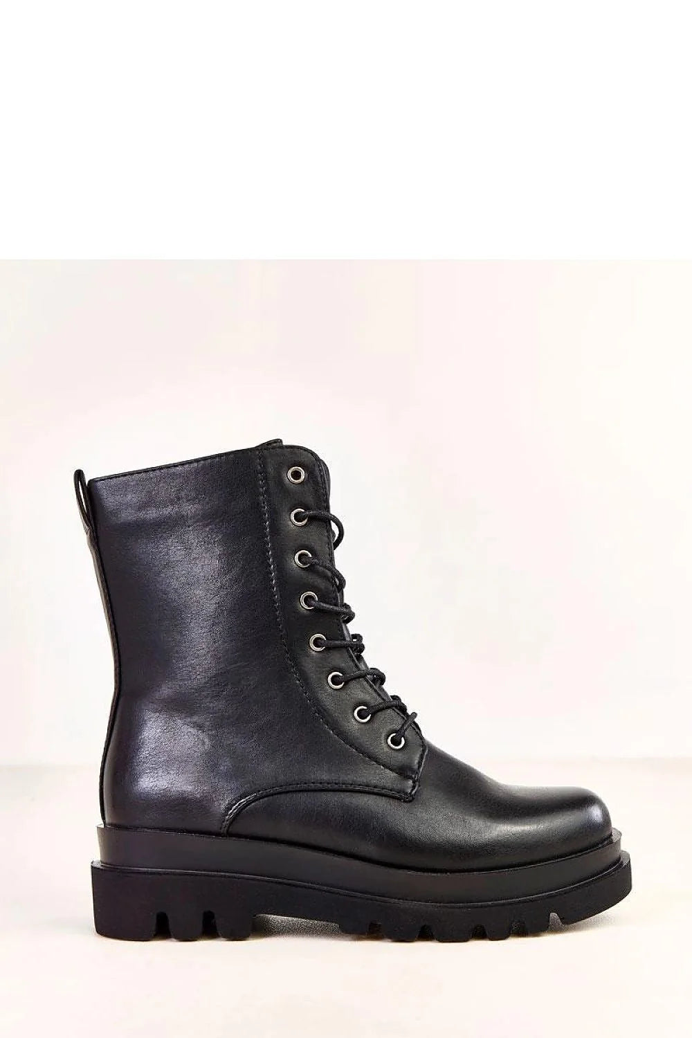 bottines rangers femme cuir écologique noir lisse brillante bout rond lacets oeillets metalliques zip lateral semelle plateforme crantee antiderapante doublee