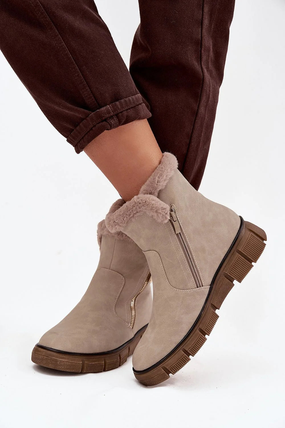 bottes neige femme cuir écologique plateforme 3cm fourrure intérieure col bordé zip latéral semelle caoutchouc crantée antidérapante confortable