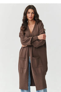 cardigan long femme oversize chocolat maille tricotée col V manches tombantes poches plaquées larges poignets côtelés ourlet ouvert confortable doux
