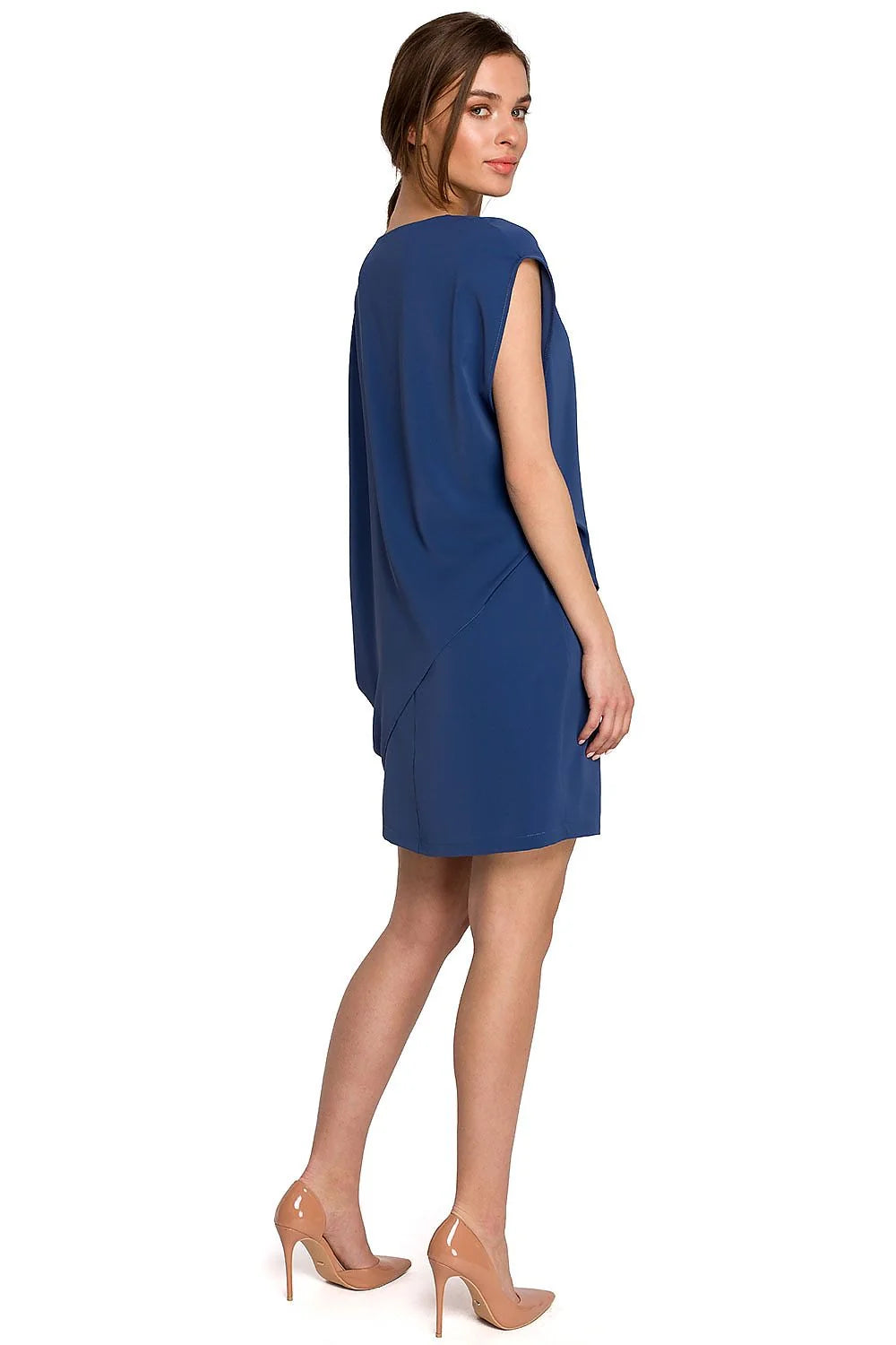 Robe légère rose pastel moderne chic asymétrique ample col rond confortable mode féminine tendance
