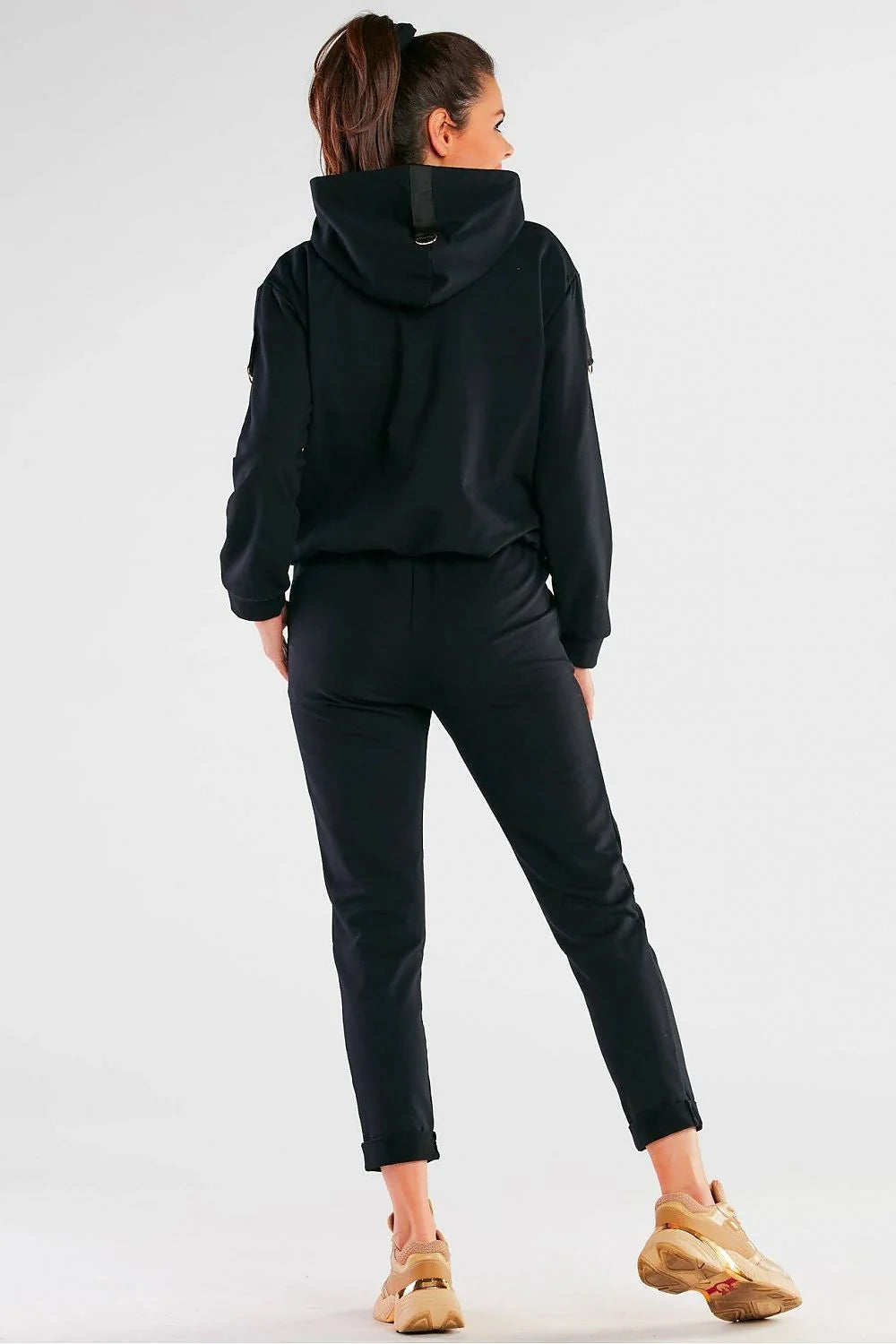pantalon survêtement ample noir sport chic femme coton élasthanne taille élastiquée cordon intérieur fuselé chevilles resserrées molletonné doux confortable urbain