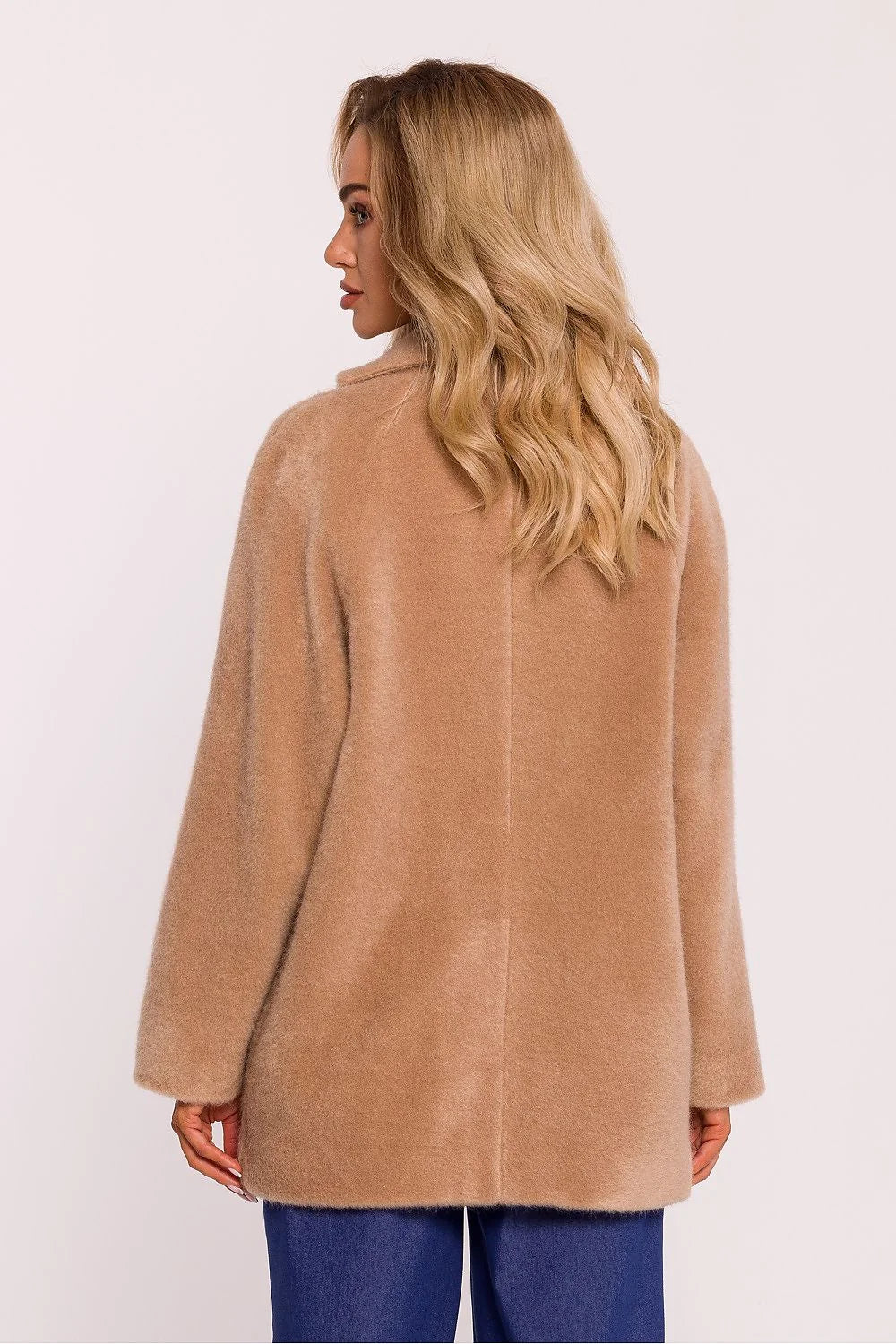 Manteau Moe pour femmes en tissu duveteux style classique beige clair coupe oversize avec col à revers et poches intégrées