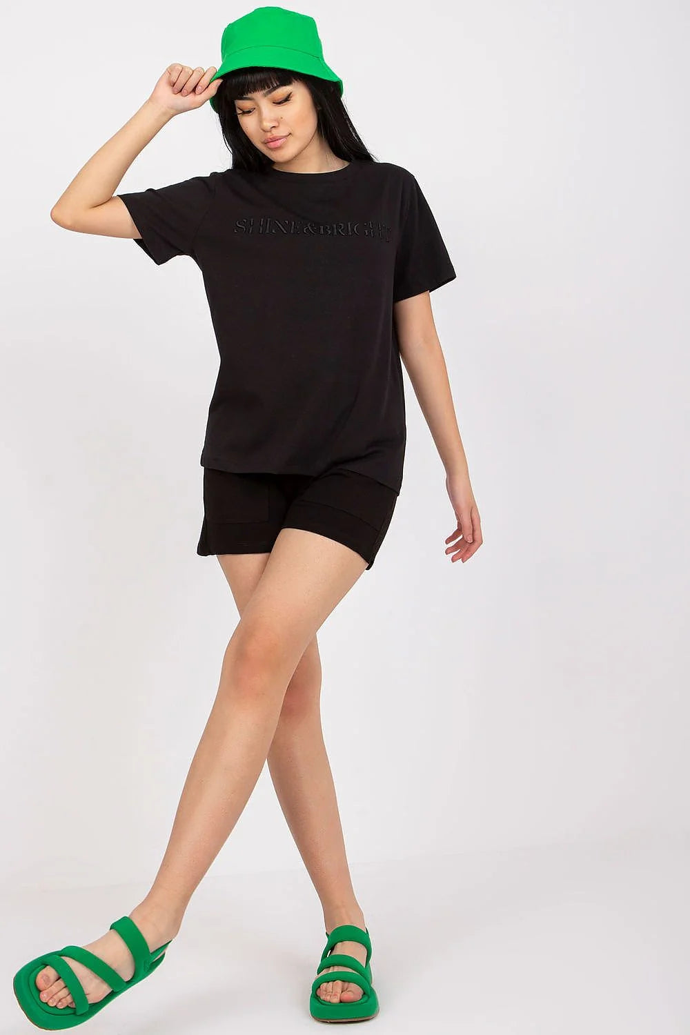 Ensemble chemisier coton stretch lycra short ceinture nouer poches latérales noir sans-motifs manches courtes ample minimaliste moderne casual