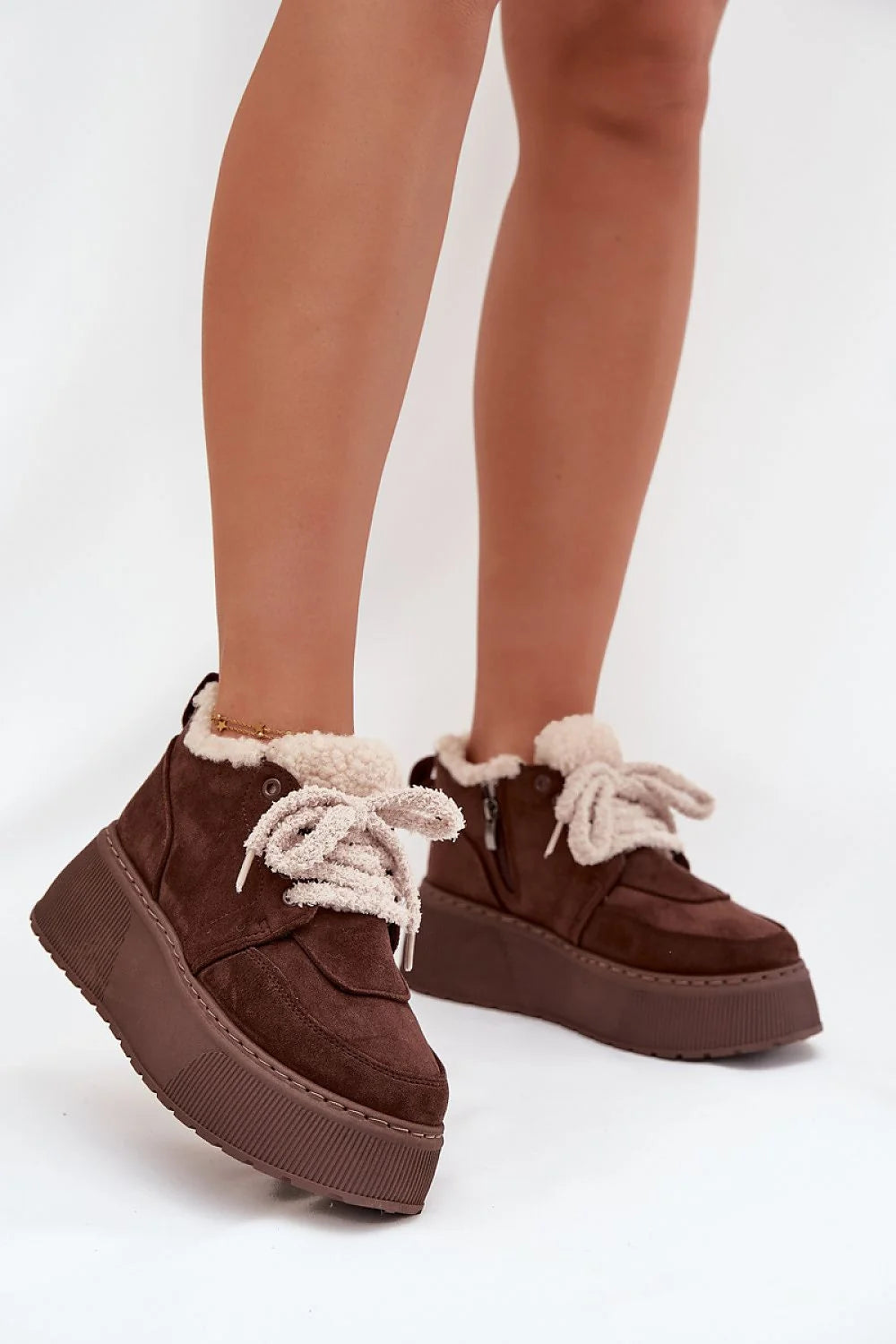Bottes femmes suédine écologique confortables plateformes isolantes fourrure fermeture éclair lacets antidérapantes hiver