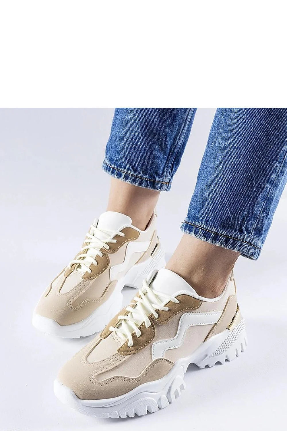 Baskets Solea femmes design moderne sportif beige blanc doré cuir synthétique tissu semelle épaisse lacée