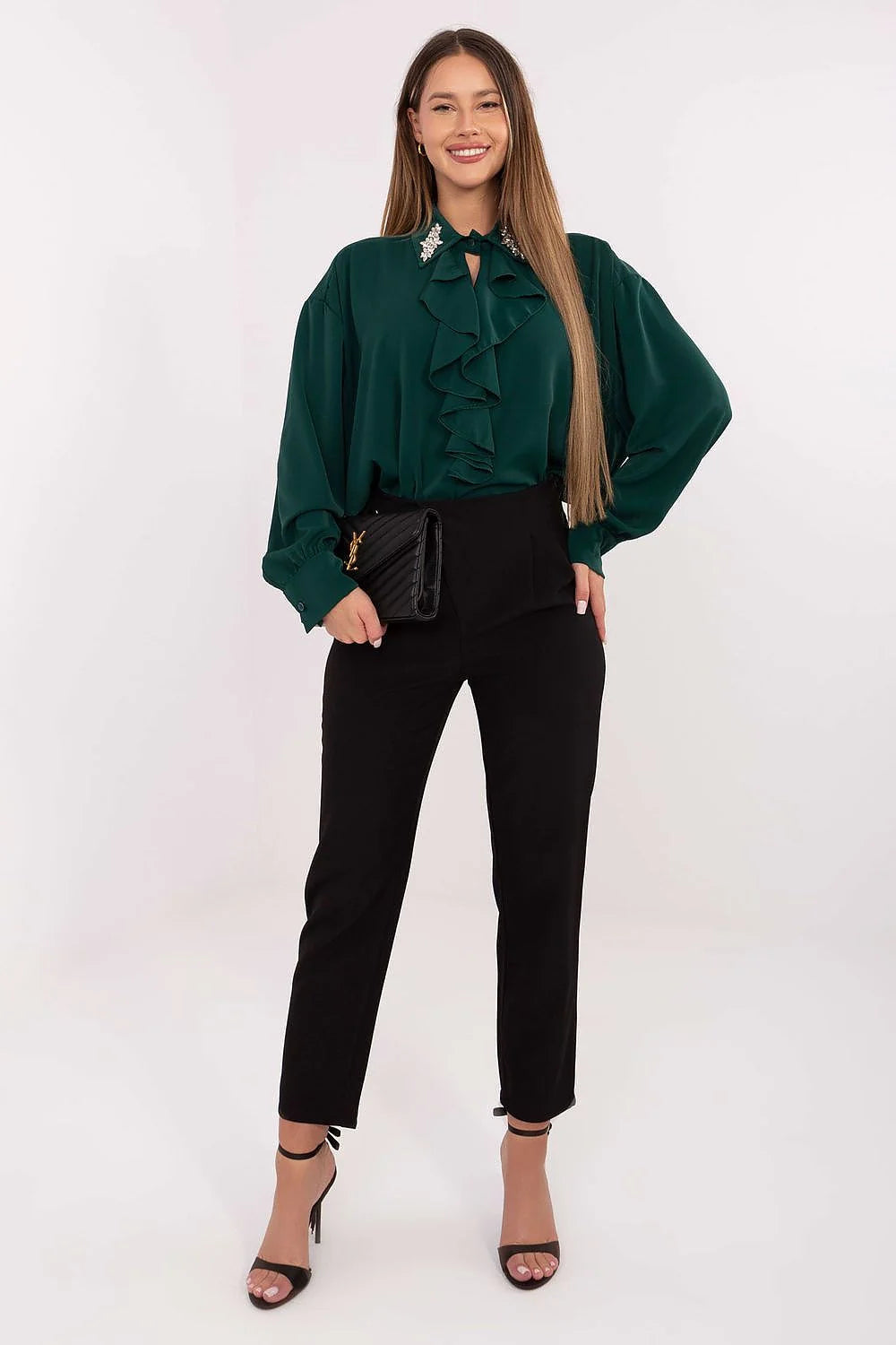 chemisier élégant exceptionnel soirée travail cérémonie polyester léger doux silhouette dos allongé col orné jabot subtil manches bouffantes