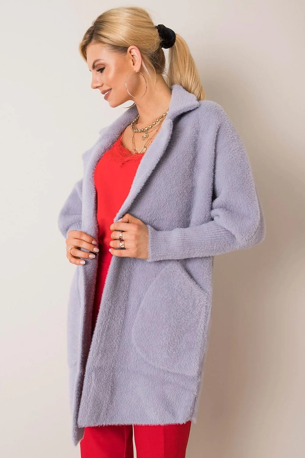 Manteau pour femme style décontracté élégant longueur totale 124 cm laine 38.4% polyester 23.5% angora 15.3% viscose 22.8% poches coulissantes boutons-pression automne hiver