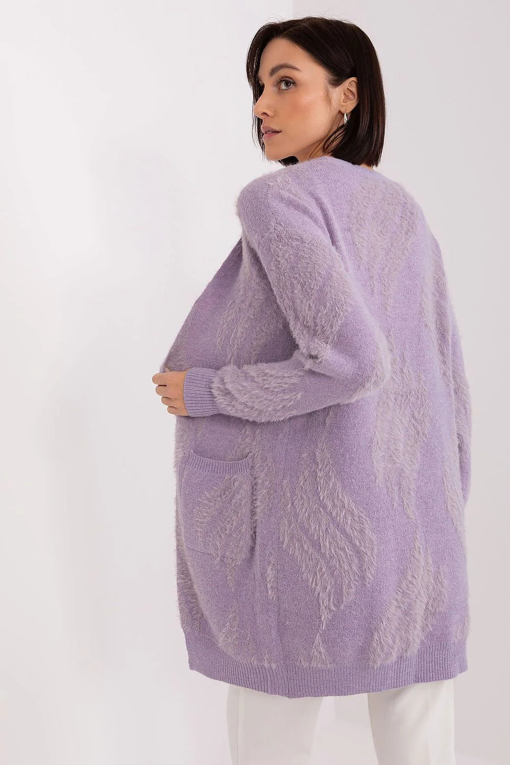 Cardigan pour femme en tissu doux couleur lavande style décontracté manches longues poches intégrées longueur midi
