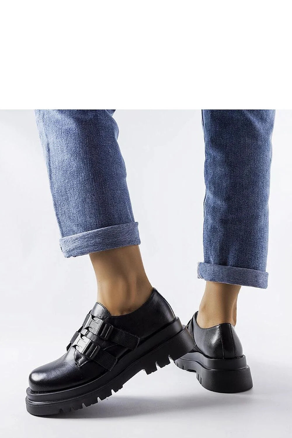 chaussures basses femmes cuir écologique noir semelle épaisse crantée antidérapante derby bout rond double brides réglables boucles doublure rembourrée confortable