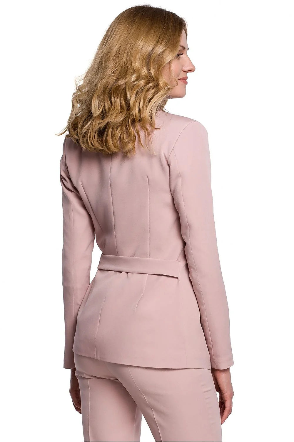 Blazer femme noir polyester élégant moderne coupe ajustée chic tenue professionnelle bureau style chic