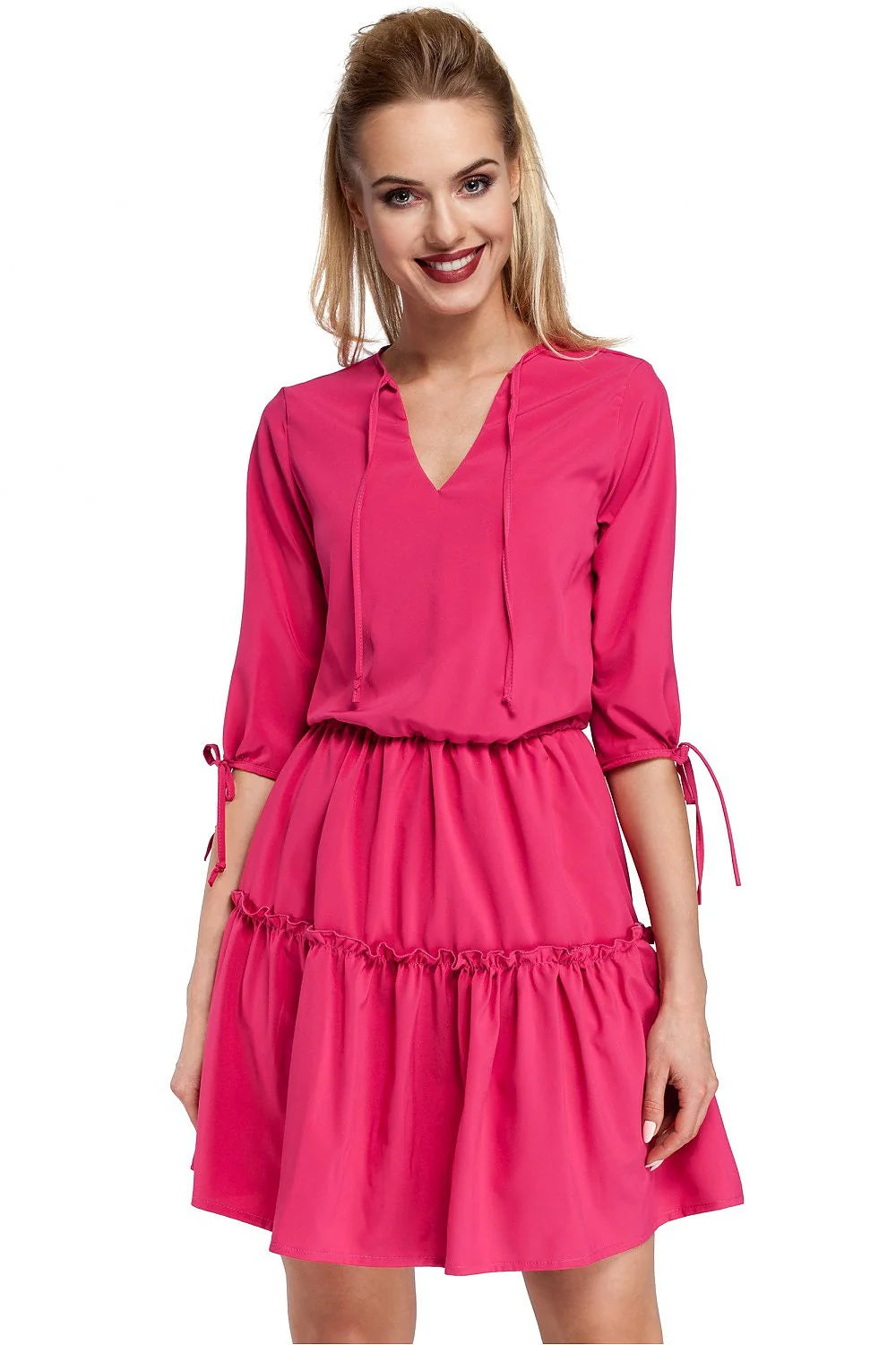 Robe évasée en tissu léger bleu marine chic et décontracté pour femmes modernes et élégantes