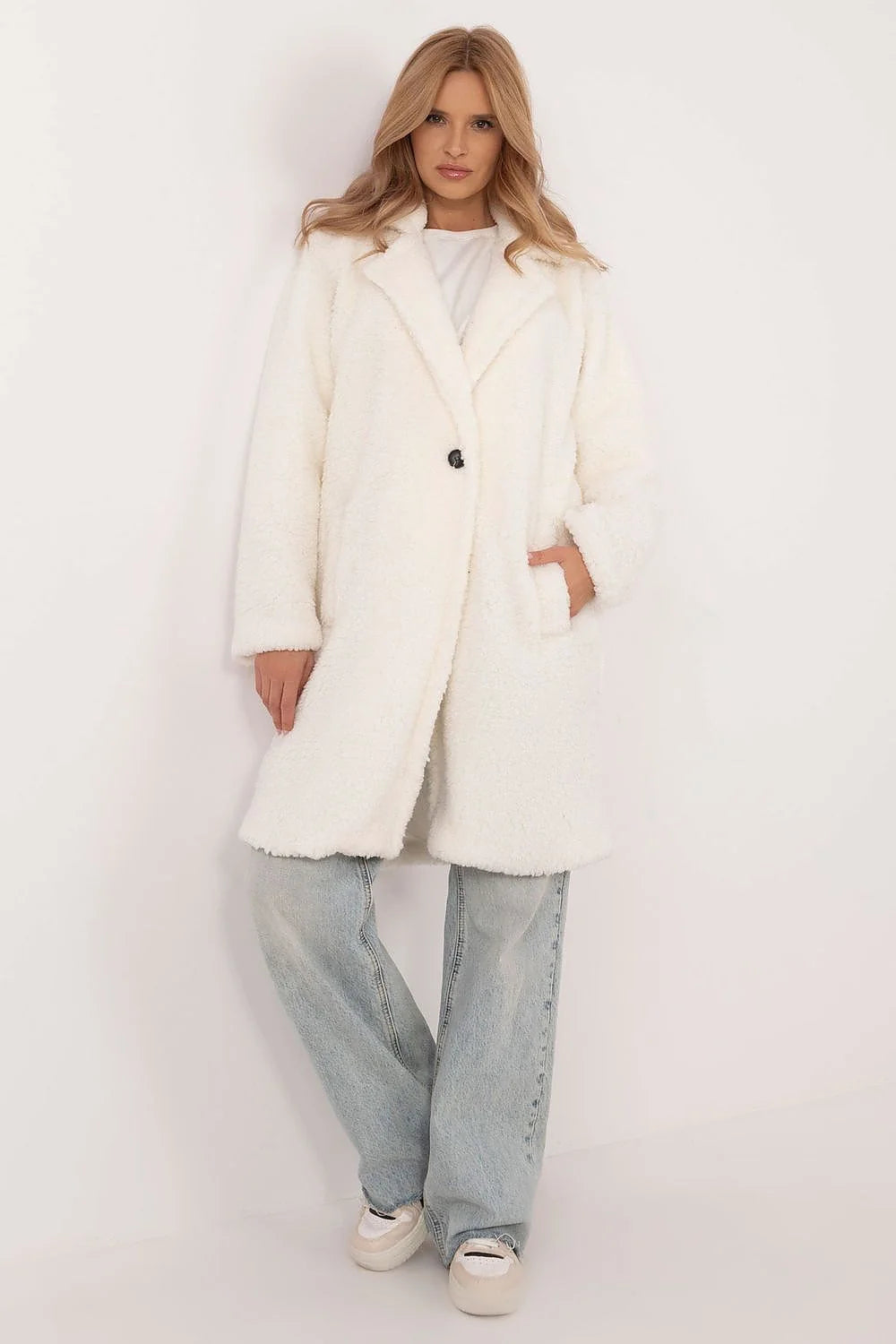 Manteau en fausse fourrure pour femme longueur midi style Teddy coupe droite col à revers blanc matelassé polyester viscose automne hiver