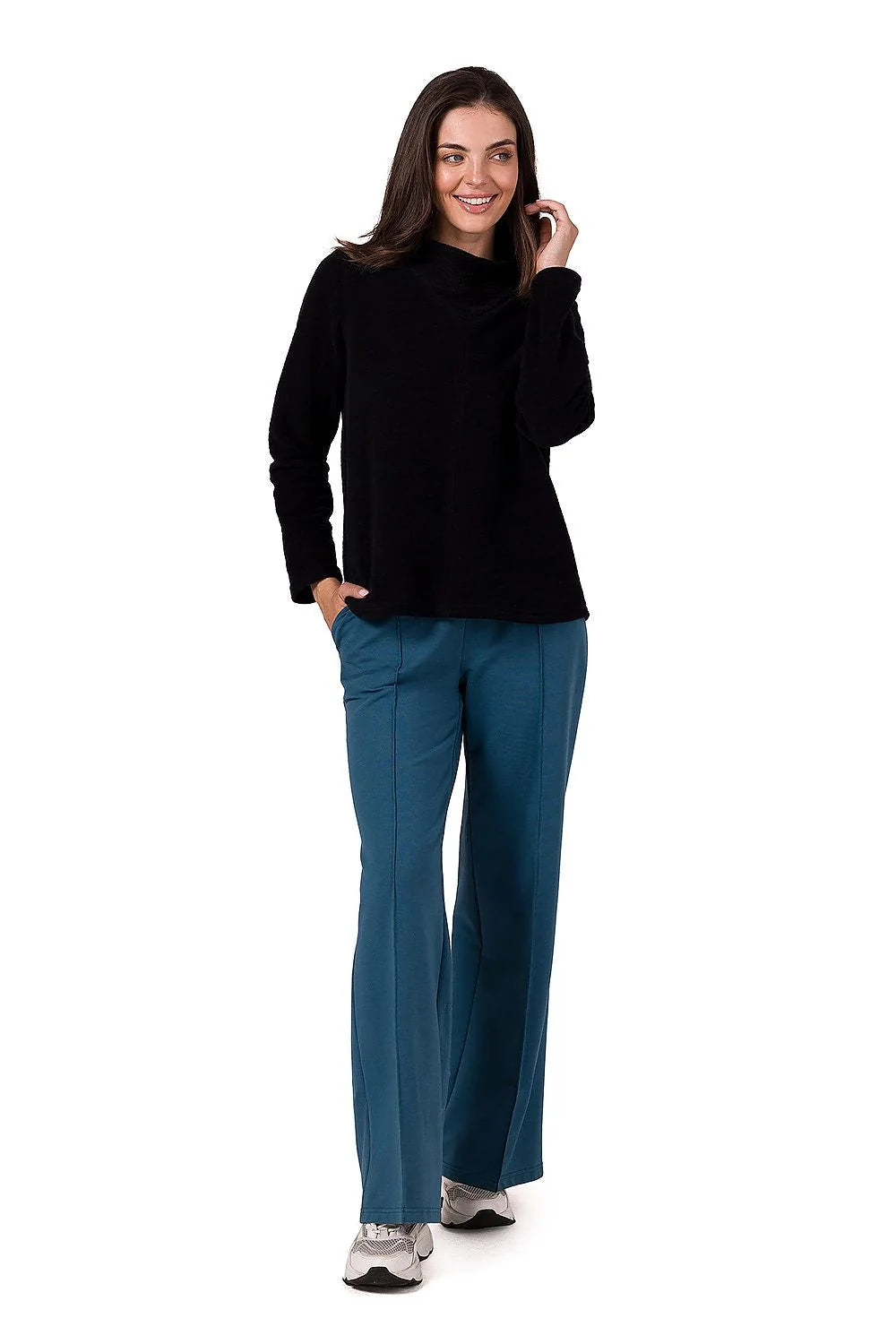 Sweatshirt femme col roulé maille structurée confort style casual élégant coupe ample matière douce extensible manches longues ourlet droit polyvalent mode