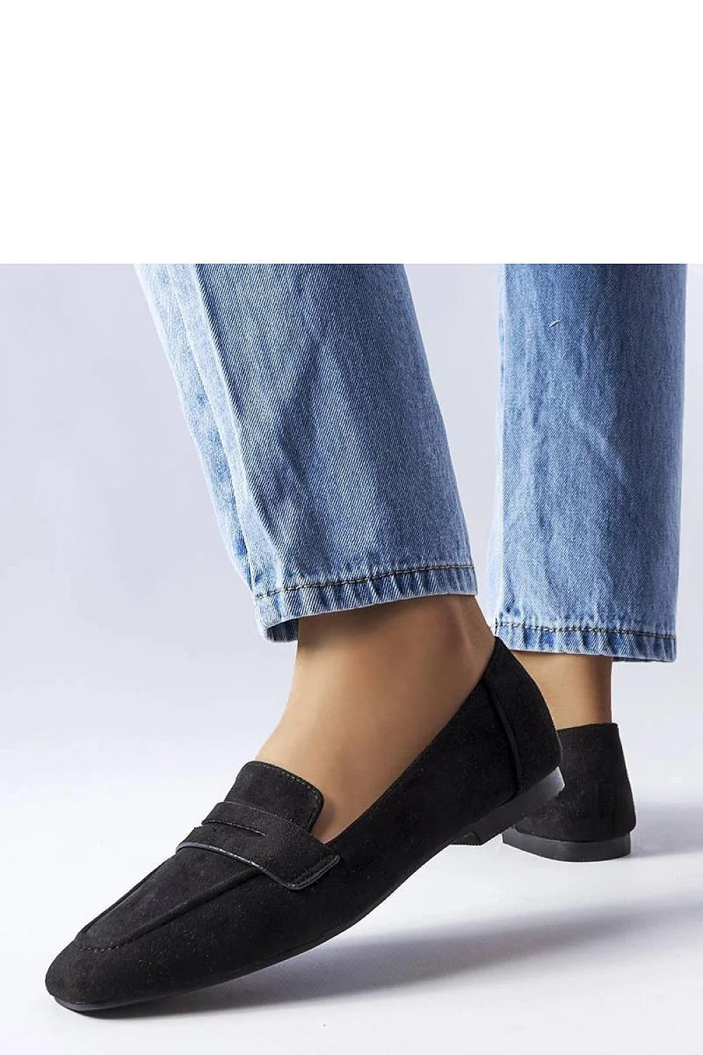 Moccasins pour femmes en daim noir style intemporel confortable talon plat fermeture à enfiler occasion quotidienne et semi-formelle