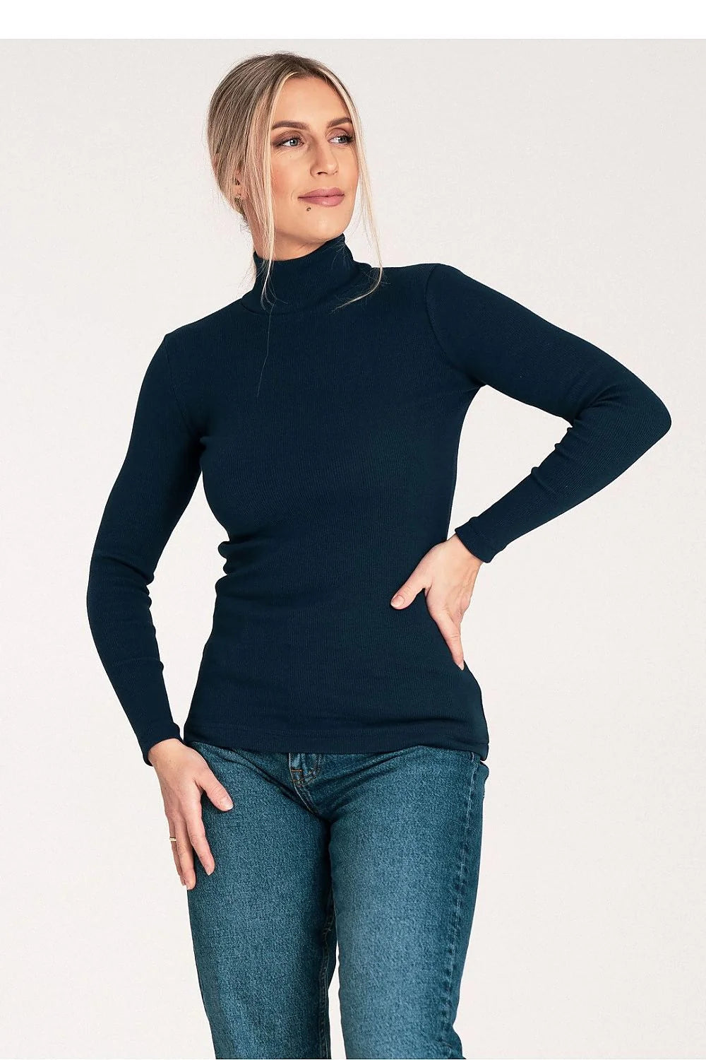Pull à col montant pour femmes en coton élasthanne silhouette ajustée manches longues texture côtelée noir bleu marine