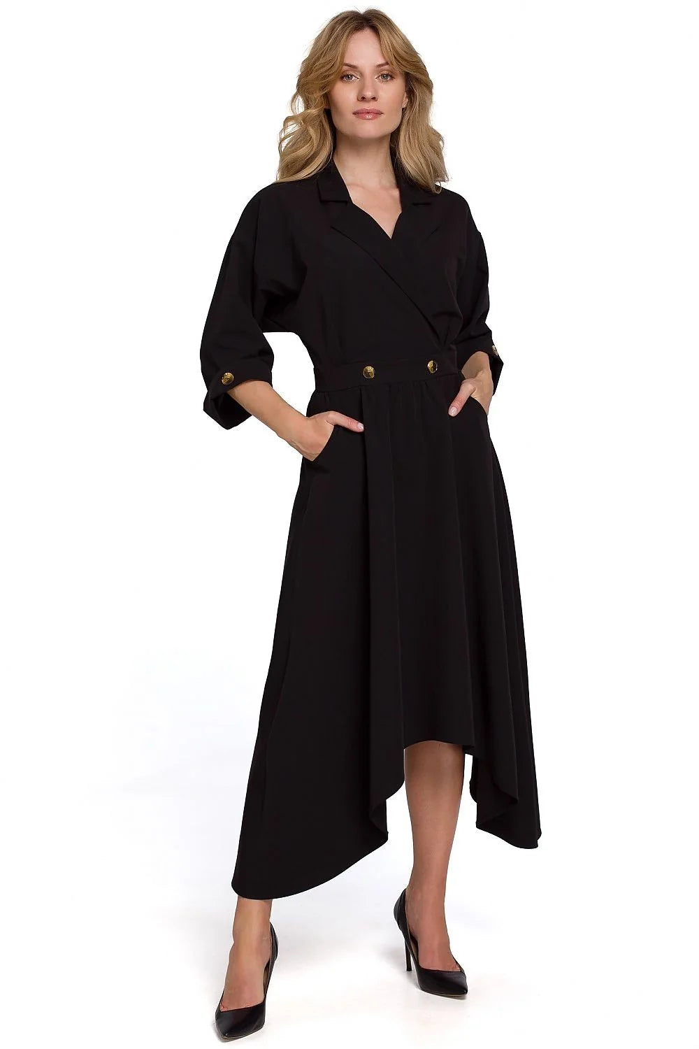 Robe noire asymétrique polyester chic moderne femme élégante manches longues boutons dorés urbain chic