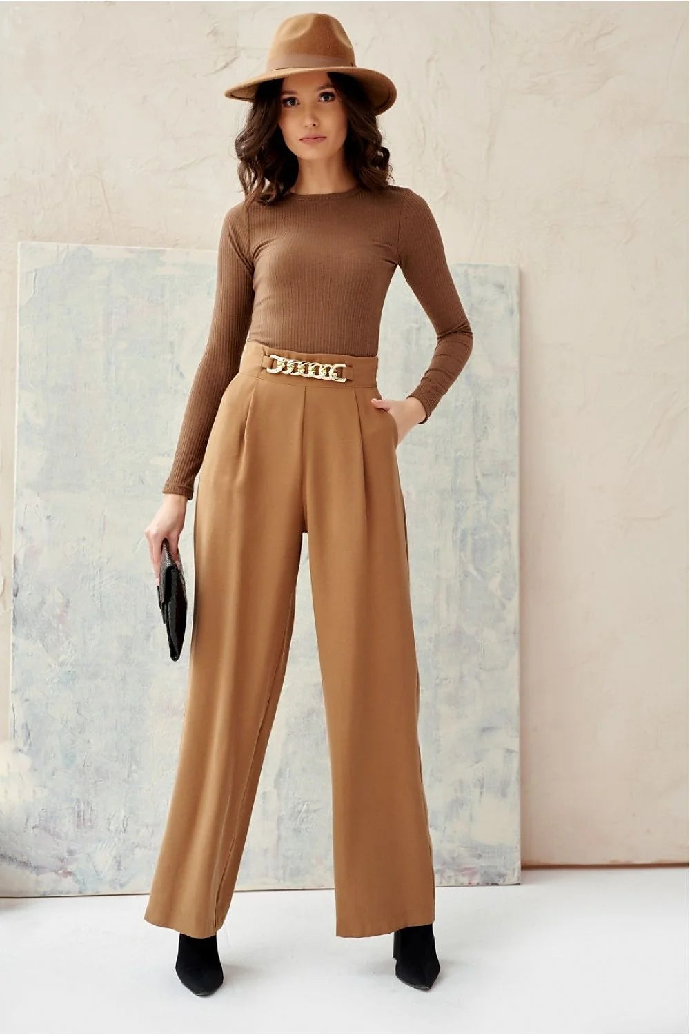 Pantalon femme Roco Fashion à jambes larges, chaînes dorées, tissu haute qualité, taille haute, ceinture intégrée, polyester-viscose, élégance et confort