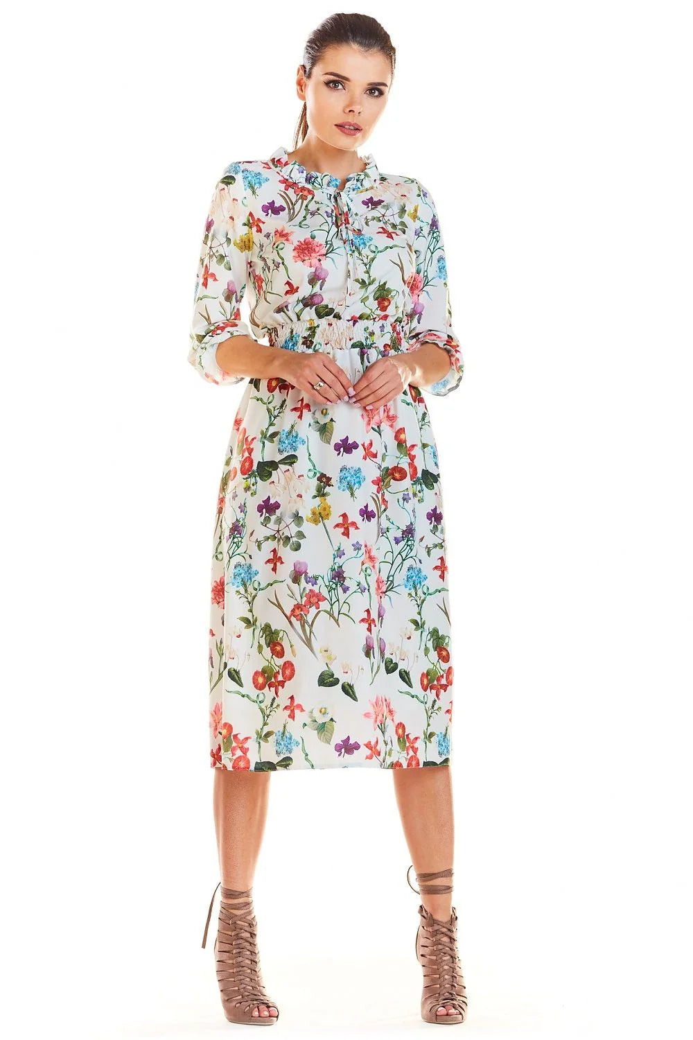 robe midi femme imprimé floral multicolore fond blanc boheme chic col volants taille smockée manches trois quarts jupe fluide chiffon