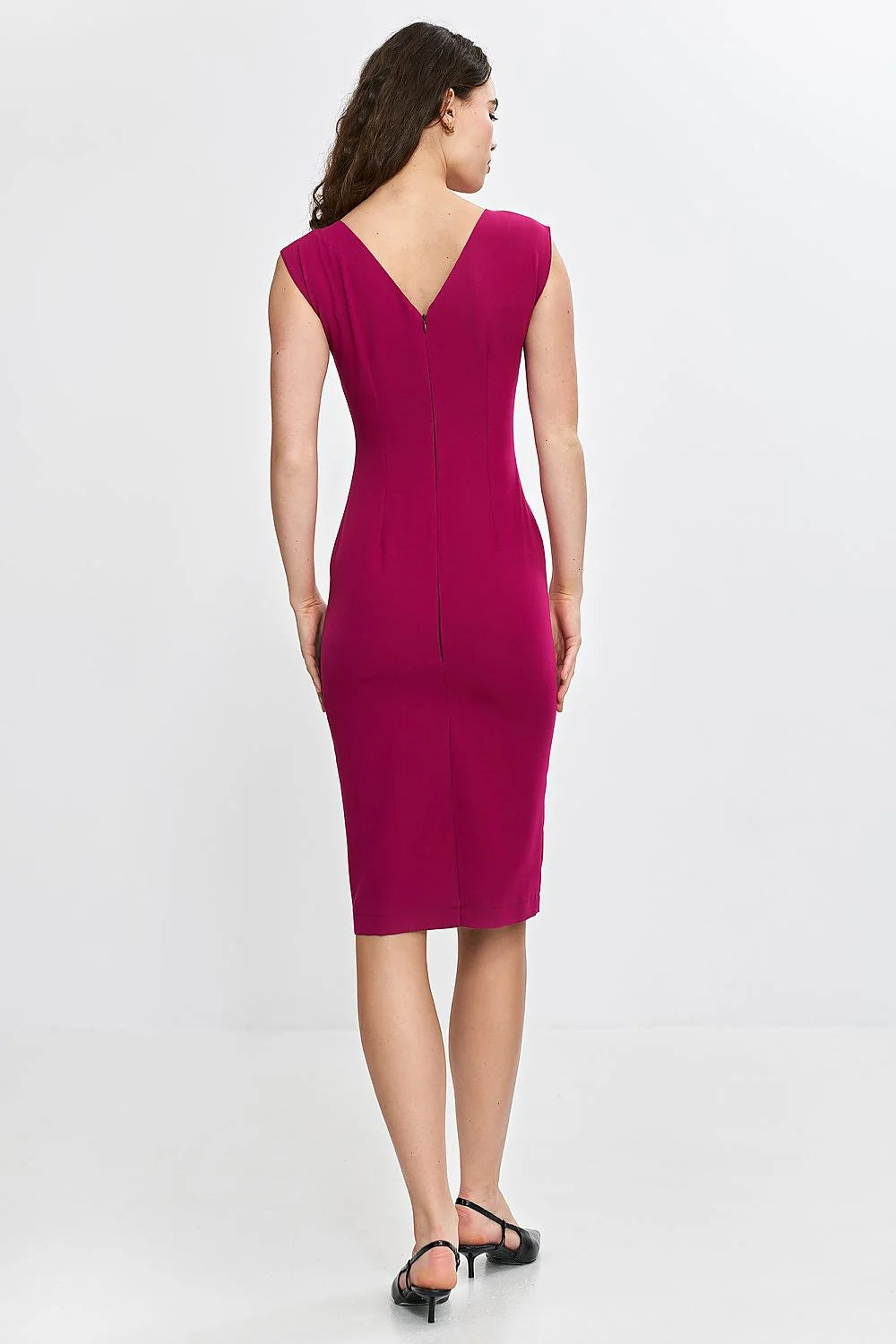 Robe de jour élégante ajustée sans manches encolure bateau dos nu genou magenta femme