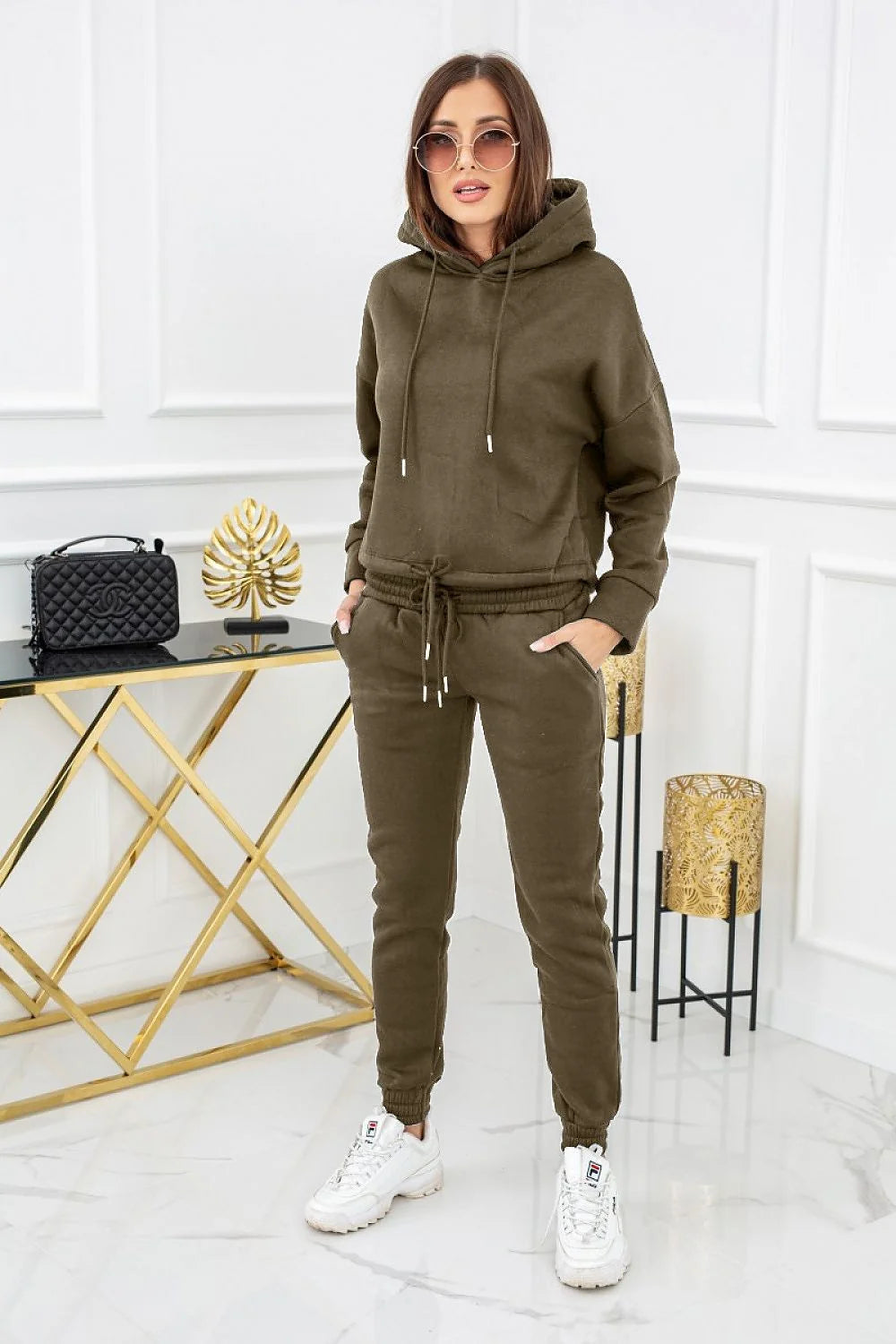Ensemble de survêtement femme en polyester, style sportif décontracté, confort et élégance quotidienne assurés