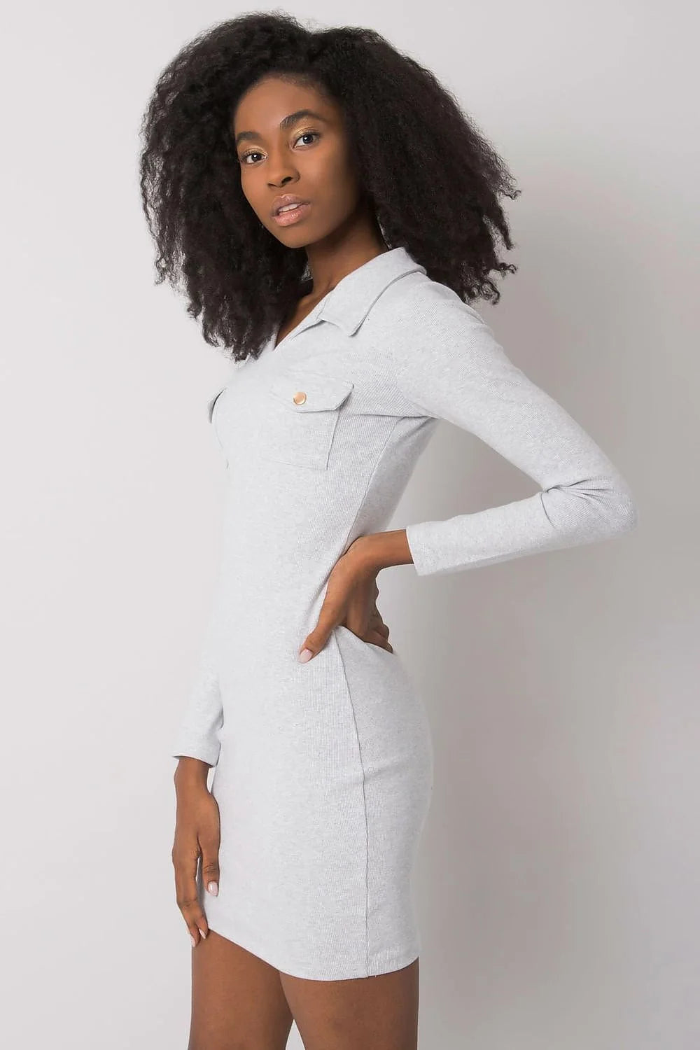 Robe de jour Rue Paris coupe crayon tissu côtelé manches longues col V couleur marron foncé ajustée pour femme