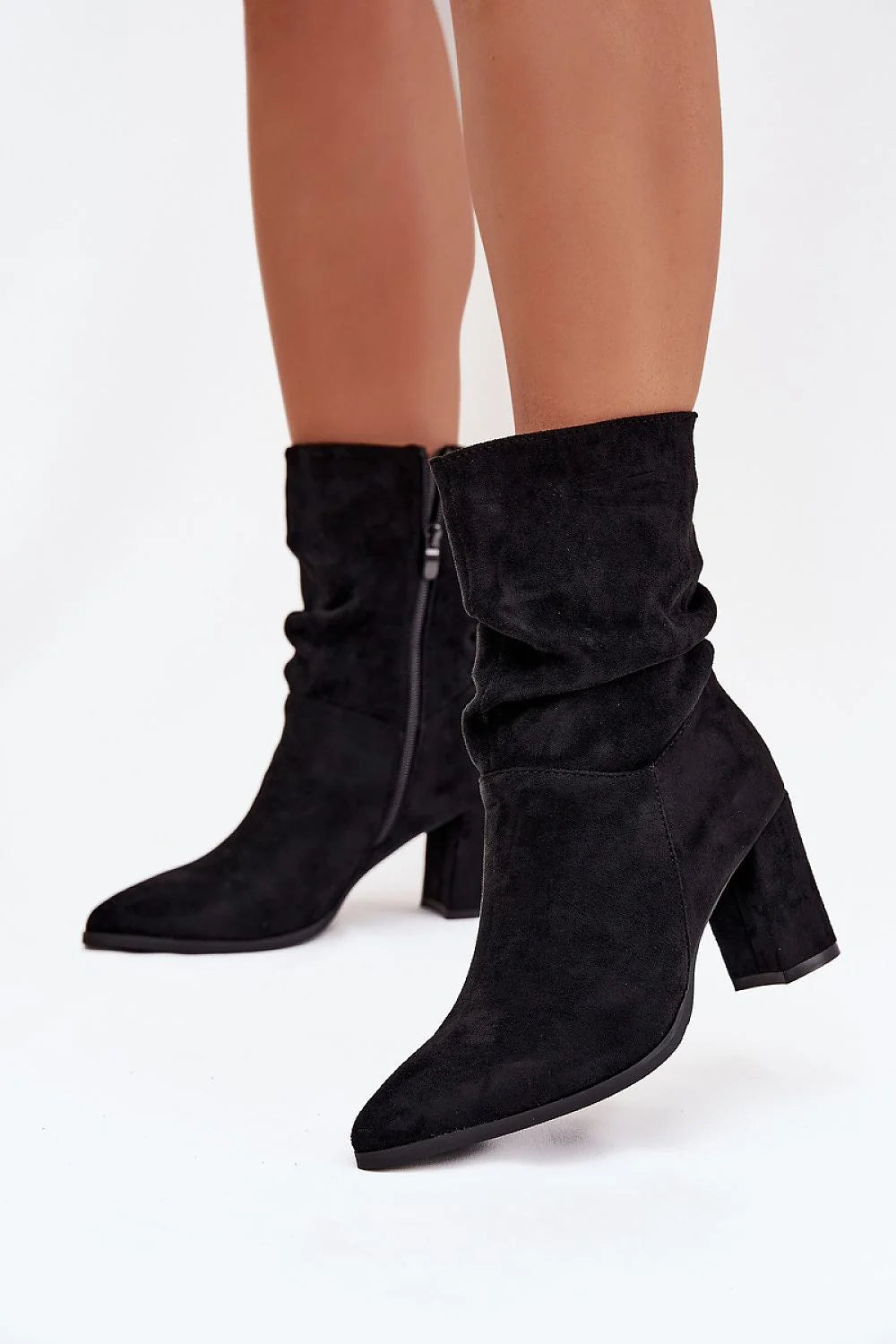 bottines femme suédine écologique noir talon colonne moyen bout pointu tige froncée fermeture zippée doublure polaire confortable élégante polyvalente automne