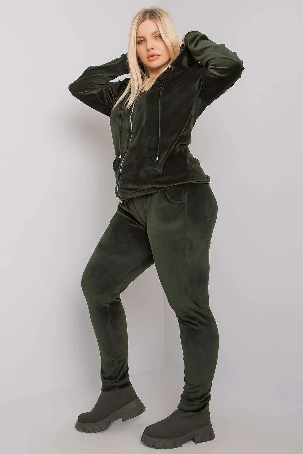 survêtement femme velours vert forêt sweatshirt zippé capuche métallique poches kangourou pantalon slim fuselé taille élastique cordon confort doux stretch