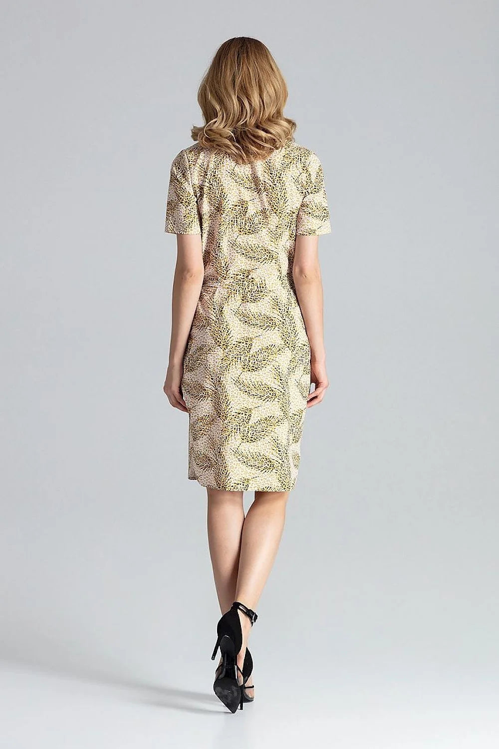 robe chemise ceinturée mi longue genoux manches courtes col V coupe droite féminine imprimé animal beige doré fluide polyester