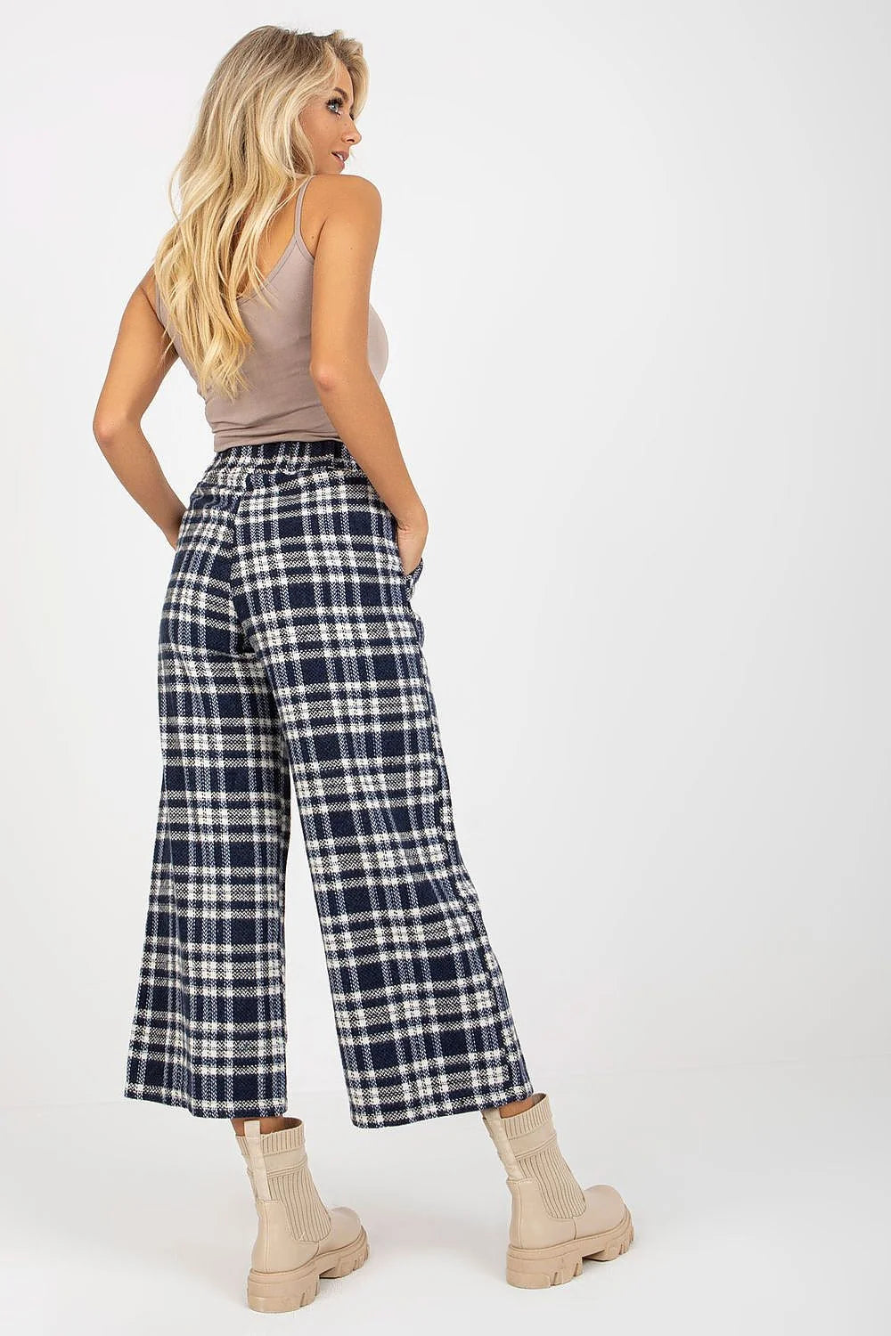 Pantalon femme Lakerta en laine 100% carreaux noir et blanc haute taille large coupe style classique occasion décontractée et professionnelle