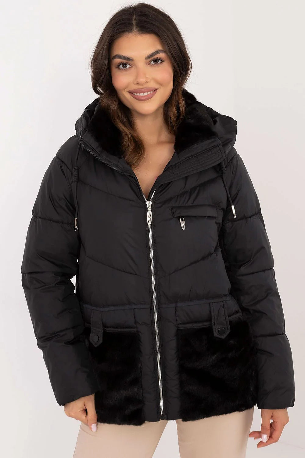 Veste matelassée pour femme style décontracté noir fausse fourrure capuche poches zippées polyester haute qualité