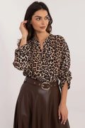 Chemisier Och Bella en viscose et nylon imprimé léopard manches longues col rond ajustable pour femme
