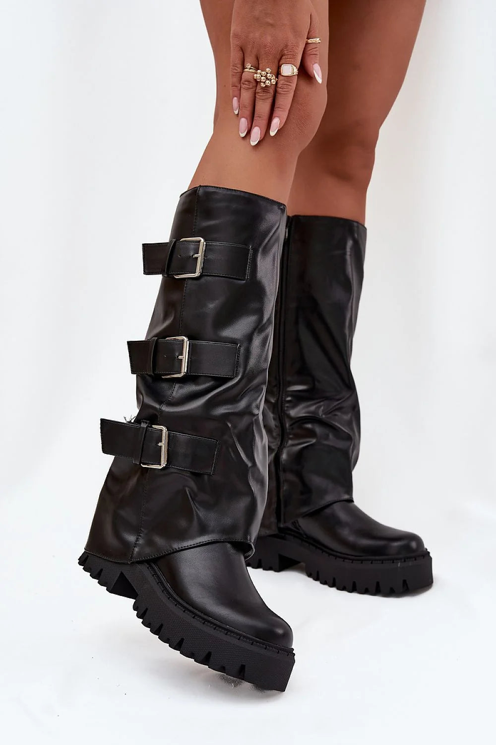 bottes mi mollet femme effet cuir synthétique noir biker chunky semelle plateforme crantée antidérapante sangles réglables boucles métal