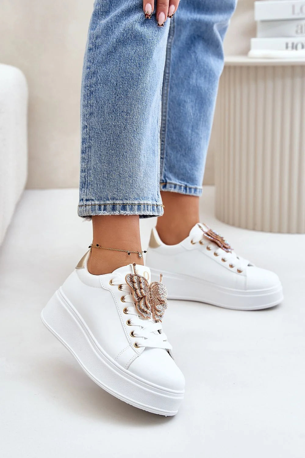 Chaussures de sport femmes design moderne élégant cuir écologique papillon strass doré plateforme 4cm confort quotidien travail école