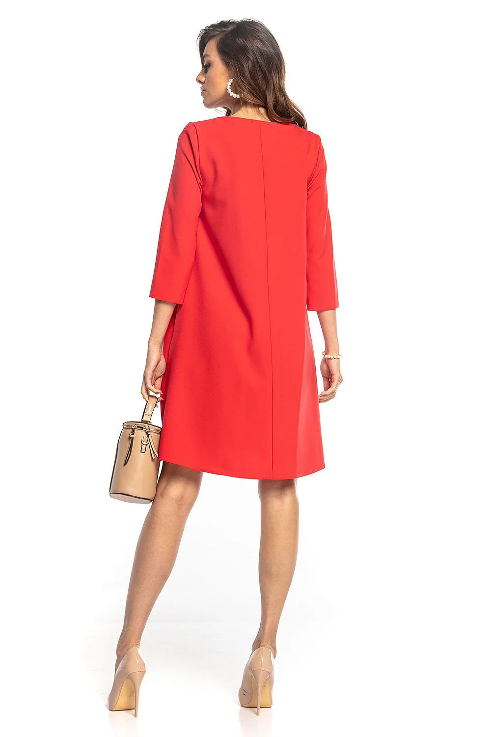 robe femme courte ceinturée rouge vif encolure V manches trois quarts jupe patineuse plissée longueur genou taille marquée boucle métallique