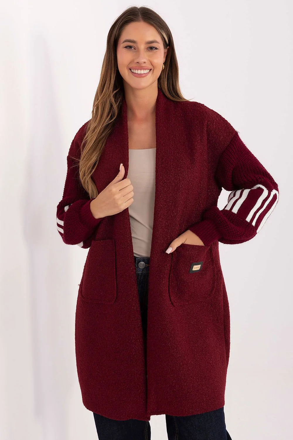 cardigan femme cape bordeaux bouclette maille oversize col châle manches bouffantes côtelées poches plaquées ouverture devant sans fermeture mi saison