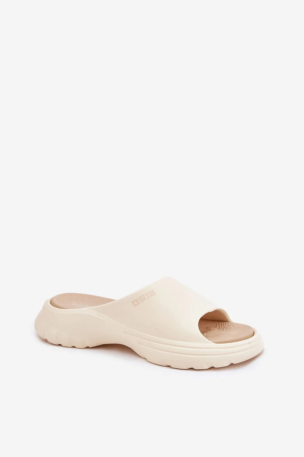 mules femme modernes minimalistes beige crème claquettes semelle compensée mousse EVA bout ouvert empeigne