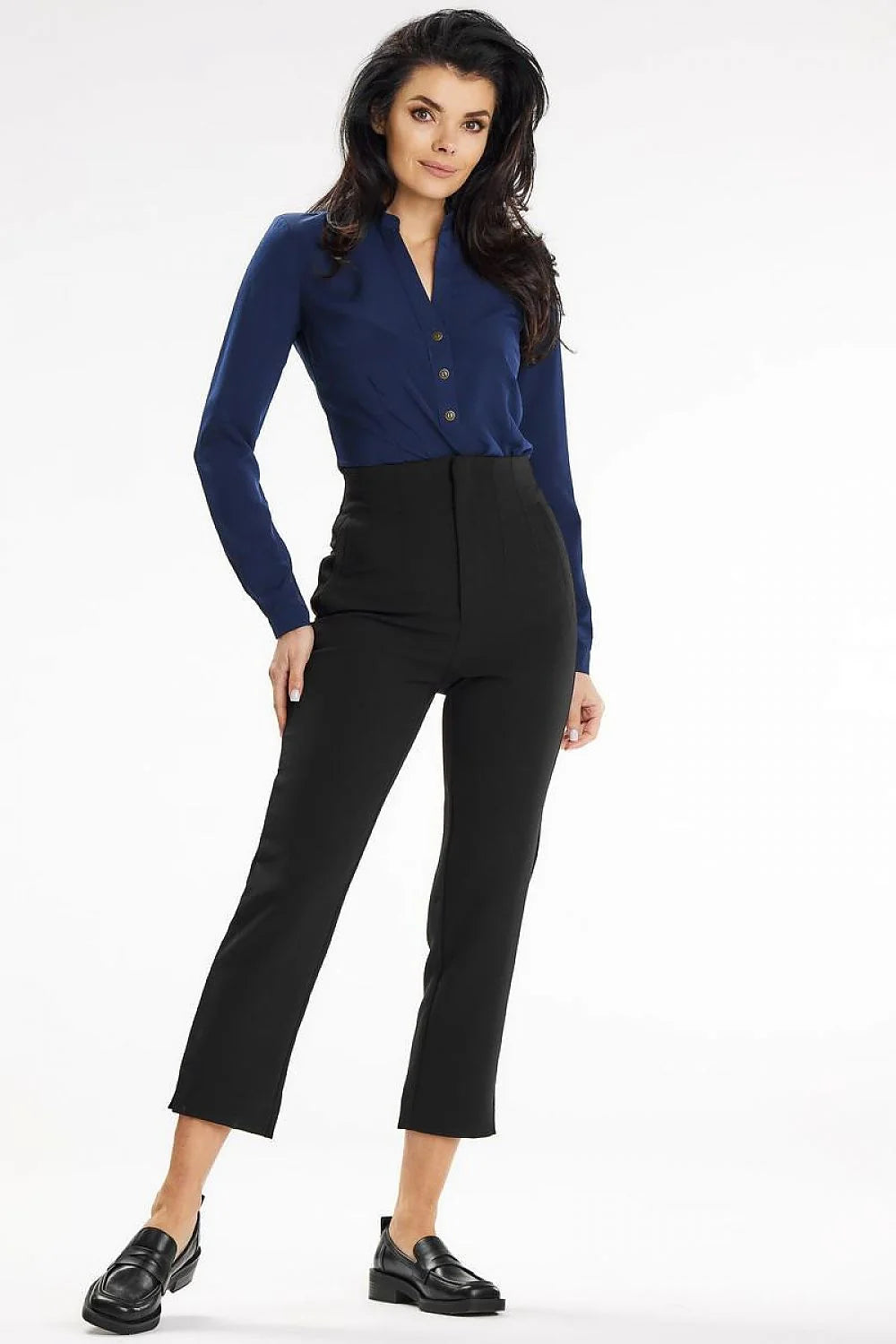 Chemisier élégant pour femme col en V manches longues boutons dorés polyester 98% elasthanne 2% taille ajustée