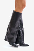 Bottes à talons aiguille éco-cuir design futuriste style audacieux pointe élancée couleur noire isolate intérieur fermeture éclair latérale femmes