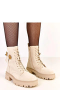 bottines femme confortables cuir écologique suédé beige mi mollet lacets fermeture éclair latérale semelle crantée talon 5cm pendentif doré ours