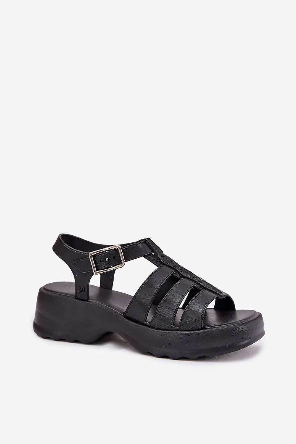 Sandales femmes style moderne fonctionnel cuir noir végane hypoallergénique recyclable ajustement parfait occasion quotidienne