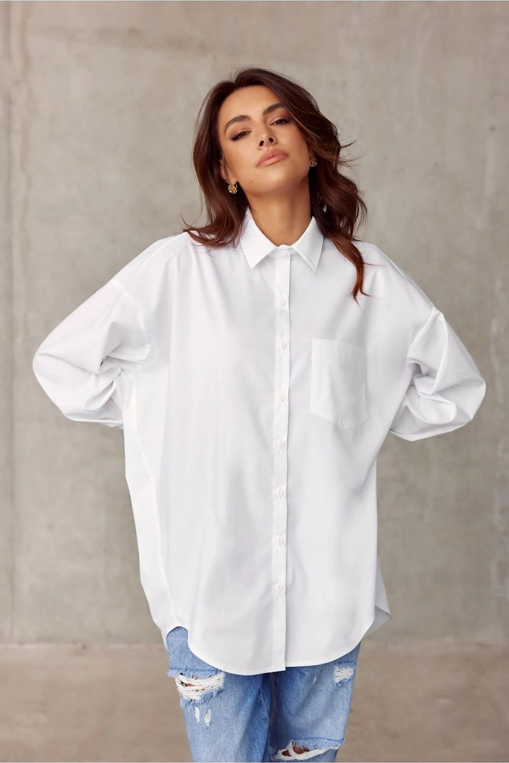 Chemise femme manches longues Roco Fashion style classique couleur bleu pastel coupe oversize en coton qualité supérieure