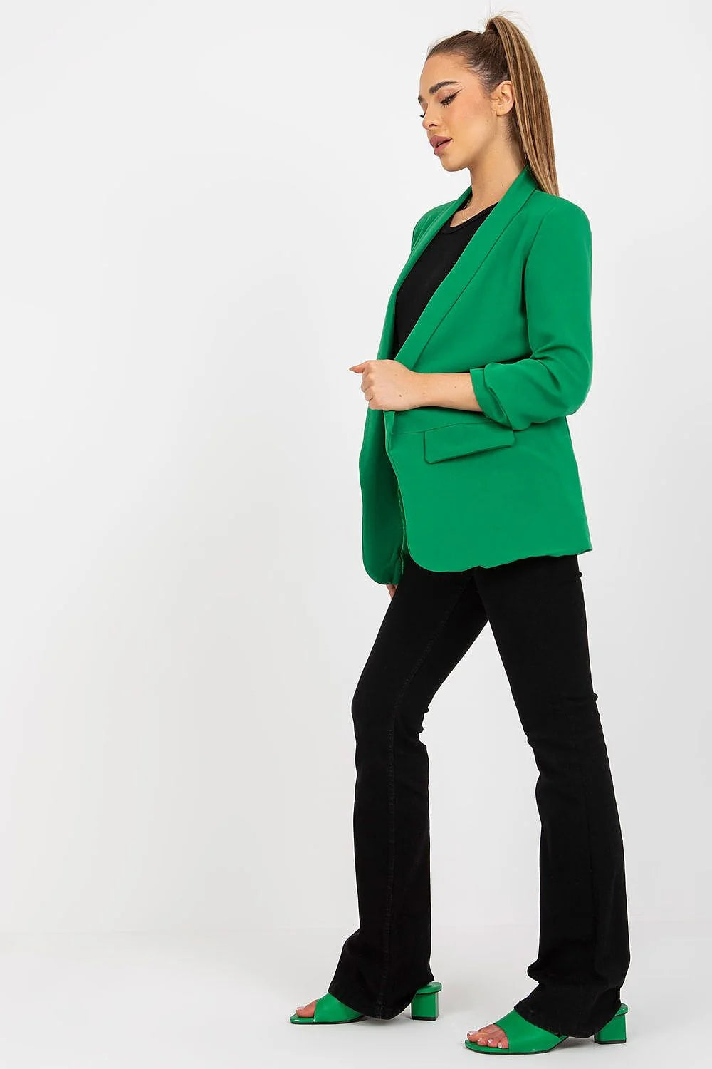 Blazer femme crêpe fluide élégant marron cognac ajusté manches retroussées col châle poches rabat