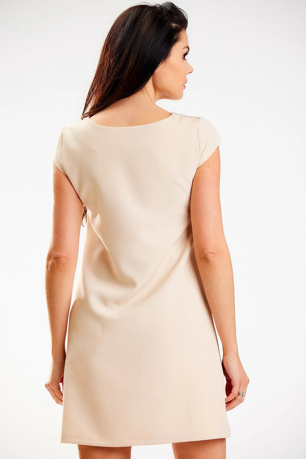 Robe de jour awama élégante mini manches courtes coupe ample trapézoïdale dissimulant silhouette polyester élasthanne Pologne taille ajustable